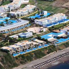 Отель Atrium Prestige Thalasso Spa Resort & Villas пляж