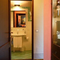 Отель Locanda Viani Италия, Сан-Джиминьяно - отзывы, цены и фото номеров - забронировать отель Locanda Viani онлайн ванная