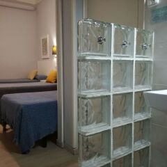 Отель Hostal Lesseps Барселона спа