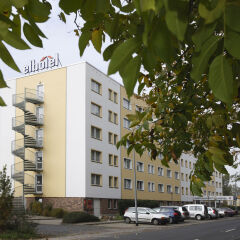 Отель Elbotel парковка