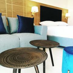 Отель Serenity Suites удобства в номере фото 2