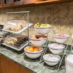 Отель Comfort Suites Wilmington питание фото 3