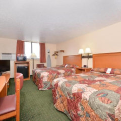 Super 8 by Wyndham Casper West by the River in Casper, United States of America from 116$, photos, reviews - zenhotels.com guestroom photo 4