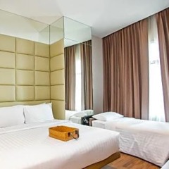 Отель V Residence Bangkok Бангкок фото 15