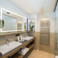 Отель Gartenhotel Moser Аппиано-сулла-Страда-дель-Вино ванная