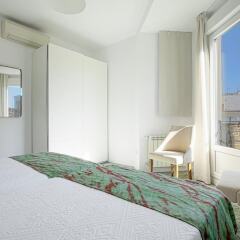 Отель The Best Location!!. 8pax. 3BD & 2bth. Reina Sofia II Испания, Мадрид - отзывы, цены и фото номеров - забронировать отель The Best Location!!. 8pax. 3BD & 2bth. Reina Sofia II онлайн комната для гостей фото 5