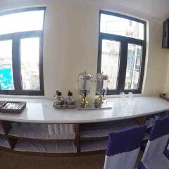 White Crown Hotel в номере фото 2