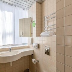 Отель Tallink City hotel Эстония, Таллин - 6 отзывов об отеле, цены и фото номеров - забронировать отель Tallink City hotel онлайн ванная фото 2