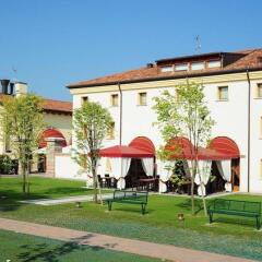 Отель Albergo Antica Corte Marchesini Италия, Кампанья-Лупия - 1 отзыв об отеле, цены и фото номеров - забронировать отель Albergo Antica Corte Marchesini онлайн детские мероприятия фото 2