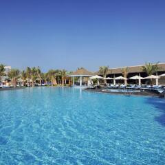 Отель InterContinental Abu Dhabi Абу-Даби бассейн фото 2