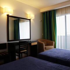 Отель Antillia Hotel Португалия, Понта-Делгада - отзывы, цены и фото номеров - забронировать отель Antillia Hotel онлайн комната для гостей фото 4
