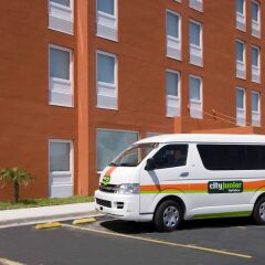 Отель City Express Junior Tijuana Otay городской автобус