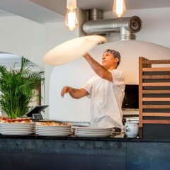 Hotel Restaurant Edelweiss Парчинес гостиничный бар