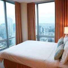 Отель Residences On Georgia by Vancouver Extended Stay Канада, Ванкувер - отзывы, цены и фото номеров - забронировать отель Residences On Georgia by Vancouver Extended Stay онлайн балкон
