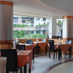 Отель The Bliss South Beach Patong питание