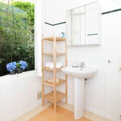 Отель Suite Asphodeles FiveStarsHolidayHouse ванная