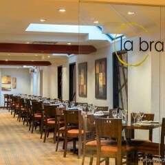Отель Crowne Plaza Toronto Airport Канада, Торонто - отзывы, цены и фото номеров - забронировать отель Crowne Plaza Toronto Airport онлайн питание