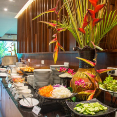 Отель Andaman Breeze Resort питание