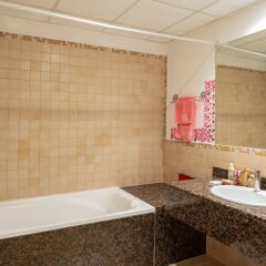 Отель One Perfect Stay - Rimal 2 ванная