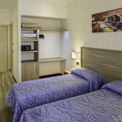 Hotel Roma Sud сейф в номере