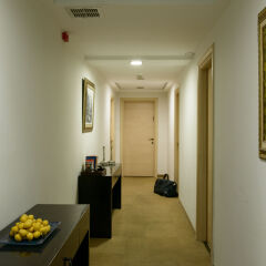 Отель Royalty Suites сауна