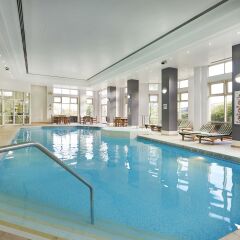 DoubleTree by Hilton Hotel Dartford Bridge с домашними животными