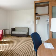 Отель Hampton by Hilton Amsterdam Airport Schiphol комната для гостей фото 2
