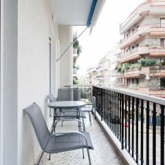 Отель UPSTREET Charming & Comfy 2BD Apt-Acropolis Афины балкон