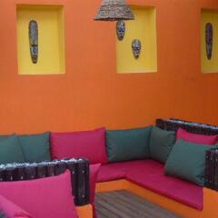 Safari Suit Hotel развлечения