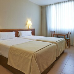 Отель Hesperia Sant Joan Suites комната для гостей фото 4
