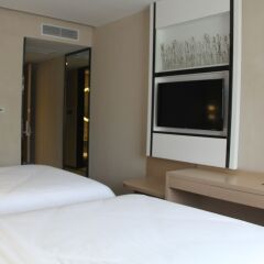 Lavande Hotel GZ LongDong Metro Station Branch комната для гостей фото 3