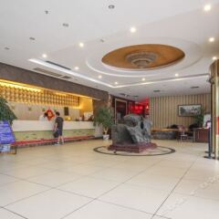 Garden Holiday Hotel фитнесс-зал