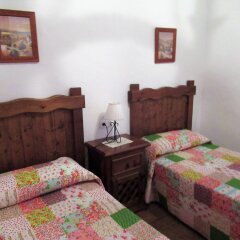 Отель Chalet Huerta 1 con piscina y paddle детские мероприятия