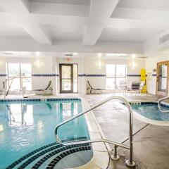 Отель Comfort Inn Louisville бассейн фото 2