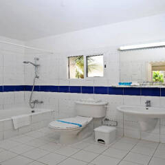 Отель Akti Beach Village Resort ванная