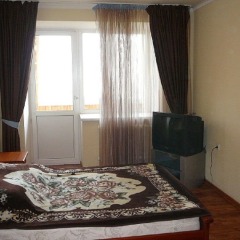 Апартаменты Apartment on Kholodilnaya 134 Тюмень комната для гостей фото 3