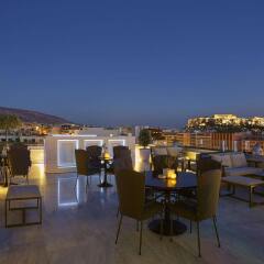 Titania Hotel гостиничный бар