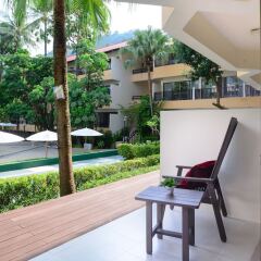 Отель Patong Lodge