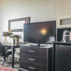 Отель Travelodge by Wyndham Hotel & Convention Centre Quebec City Канада, Квебек - отзывы, цены и фото номеров - забронировать отель Travelodge by Wyndham Hotel & Convention Centre Quebec City онлайн фото 2