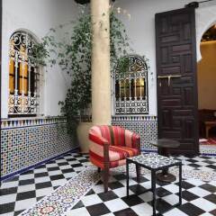 Отель Property With 6 Bedrooms in Rabat, With Terrace and Wifi Марокко, Рабат - отзывы, цены и фото номеров - забронировать отель Property With 6 Bedrooms in Rabat, With Terrace and Wifi онлайн с домашними животными