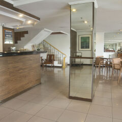 Отель Nichols Airport Hotel Филиппины, Паранак - отзывы, цены и фото номеров - забронировать отель Nichols Airport Hotel онлайн гостиничный бар
