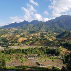 Check In Sapa Hostel and Coffee Шапа приотельная территория