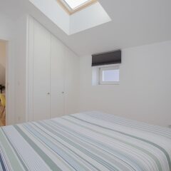 Апартаменты Liiiving - Cosy Downtown Apartments Порту комната для гостей фото 5