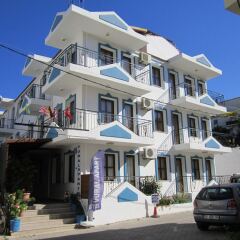 Vural Apart Hotel Чешме парковка