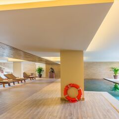 Отель Madeira Regency Palace Hotel Португалия, Фуншал - отзывы, цены и фото номеров - забронировать отель Madeira Regency Palace Hotel онлайн бассейн фото 2