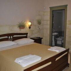 Отель Tenuta Masseria del Gallo Calimera сейф в номере