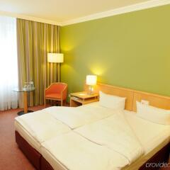 Отель Upstalsboom Hotel Friedrichshain Германия, Берлин - 2 отзыва об отеле, цены и фото номеров - забронировать отель Upstalsboom Hotel Friedrichshain онлайн комната для гостей