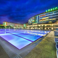 Lonicera Resort & Spa Hotel с домашними животными