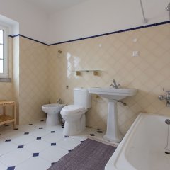 Отель Villa Beato by Homing Португалия, Лиссабон - отзывы, цены и фото номеров - забронировать отель Villa Beato by Homing онлайн ванная