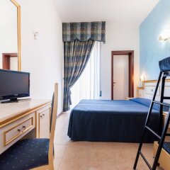 Hotel King in Rimini, Italy from 76$, photos, reviews - zenhotels.com guestroom photo 3